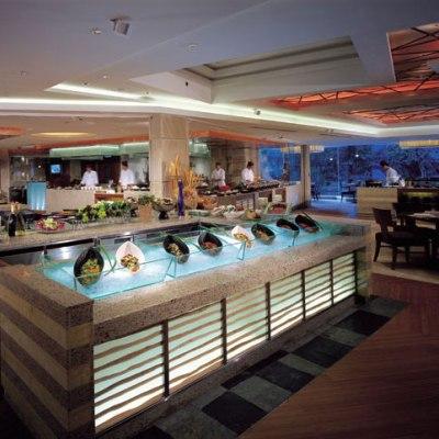 Kowloon Shangri-la, Khách sạn Hong Kong