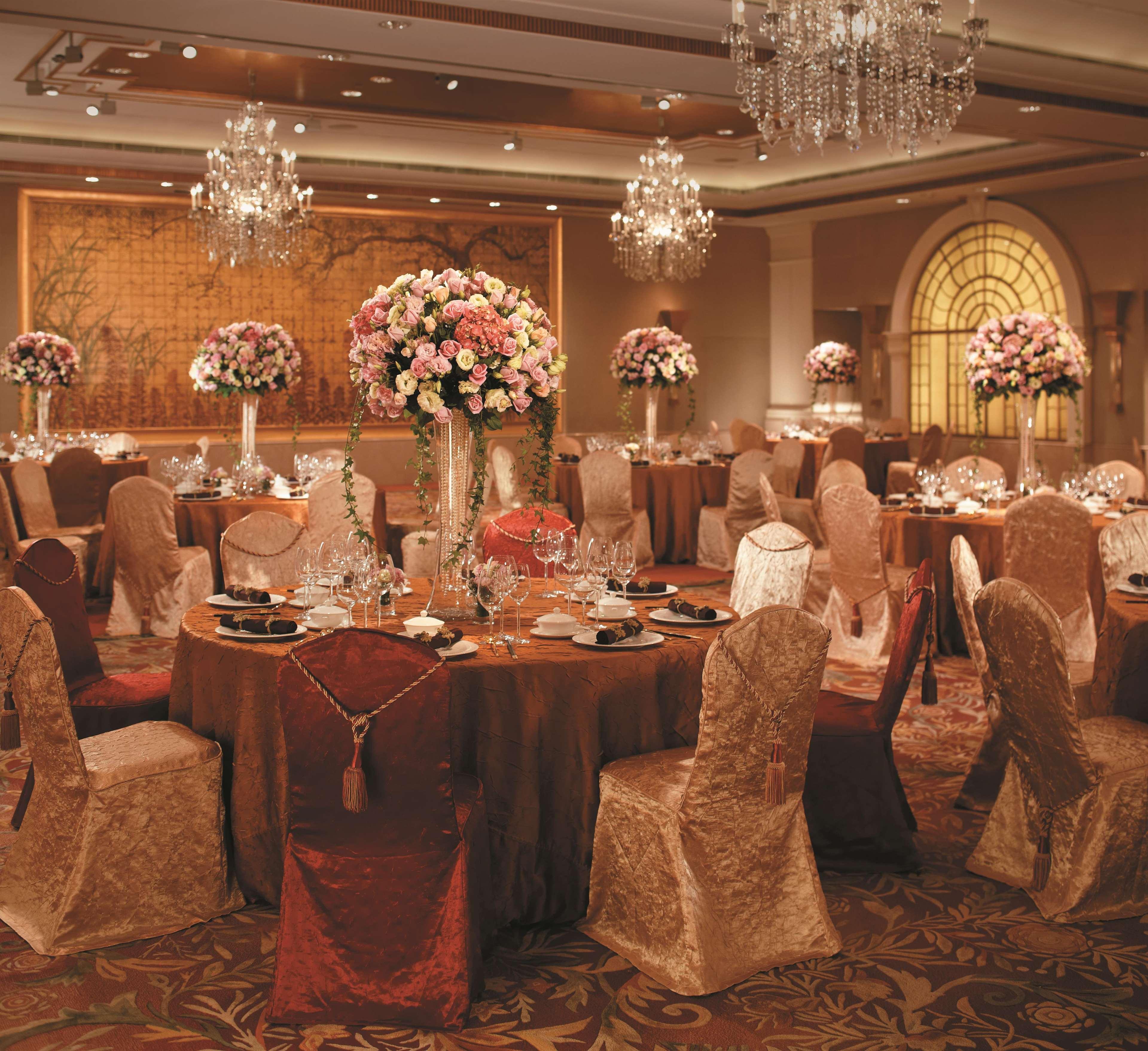 Kowloon Shangri-la, Khách sạn
