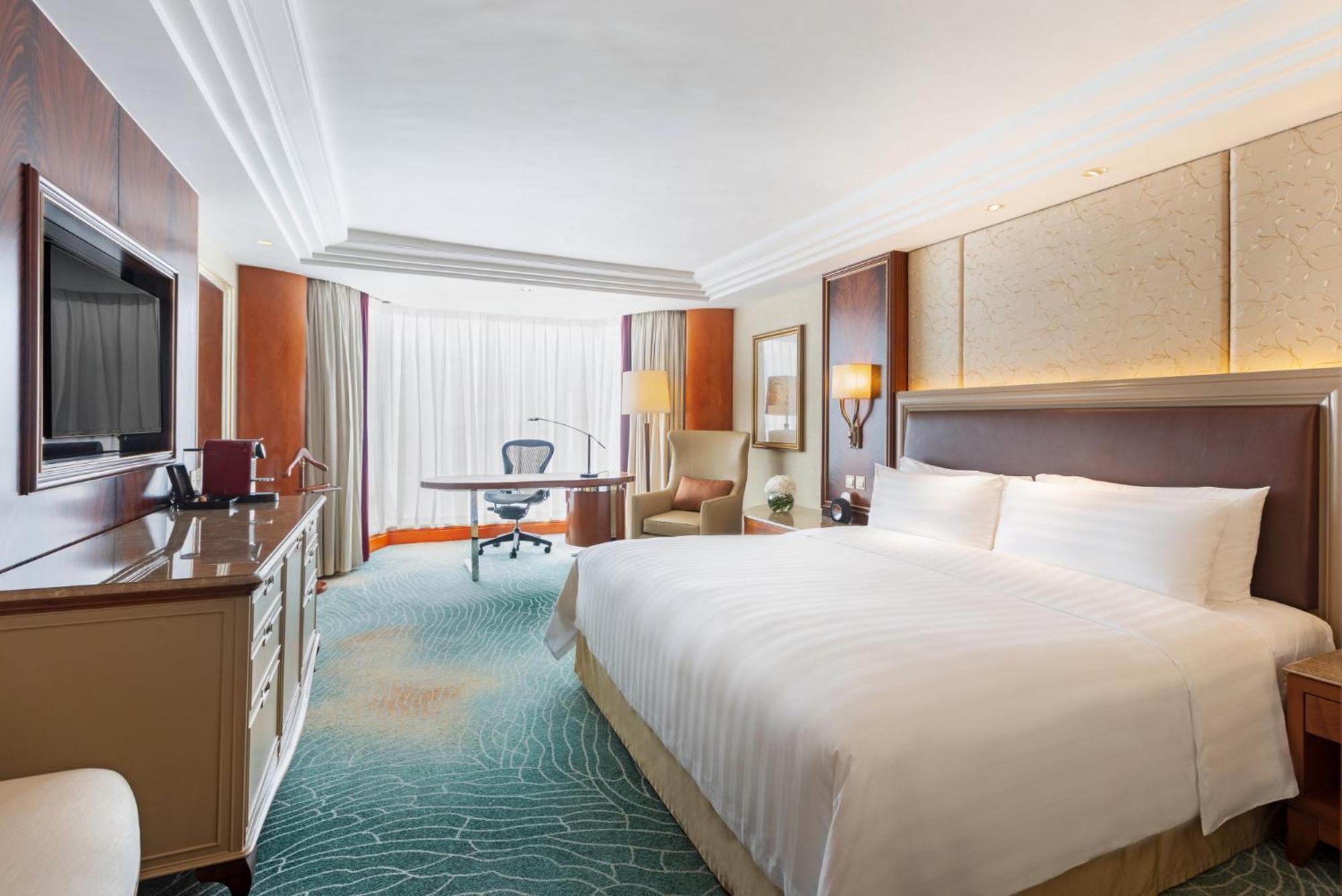Kowloon Shangri-la, Khách sạn Hong Kong