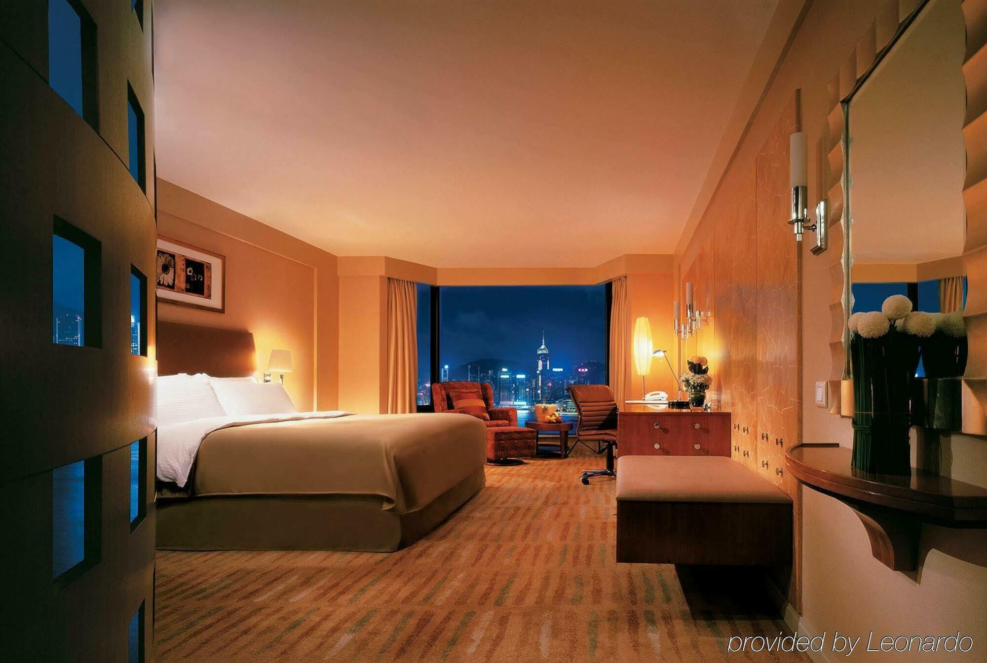 Khách sạn Kowloon Shangri-la, 5*