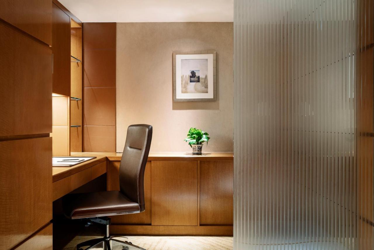 Kowloon Shangri-la, Khách sạn